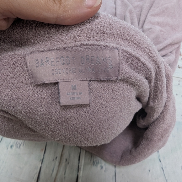 Barefoot Dreams Cozy Chic Ultra Lite Cowl Neck Sweater - Picture 4 of 6